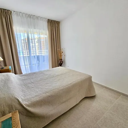 Premium Beachfront Apolo Xiv Apartment *