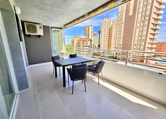 Premium Beachfront Apolo Xiv * カルプ