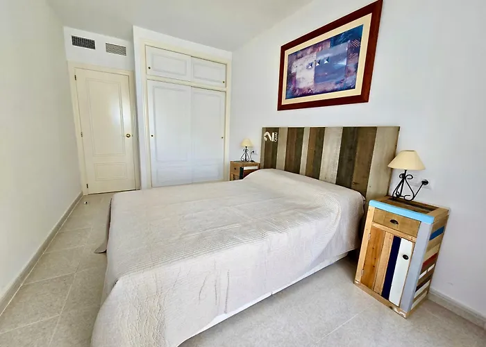 Premium Beachfront Apolo Xiv アパート *